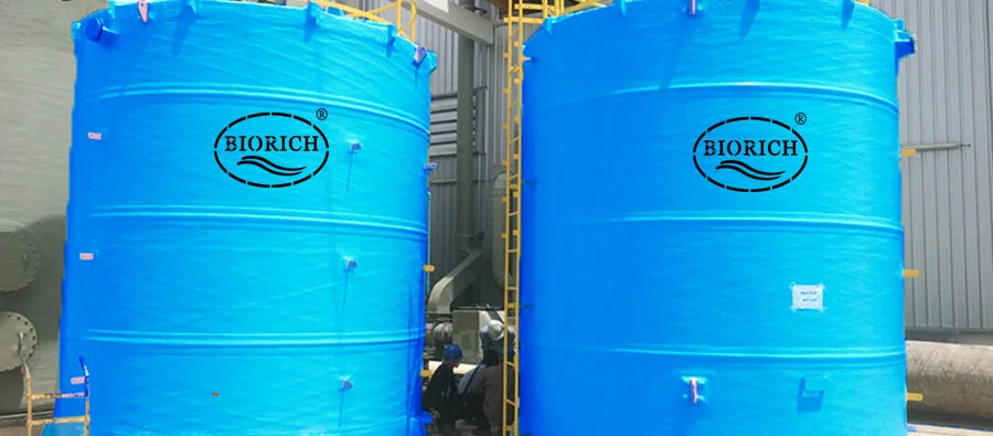 Tangki air fiberglass BIORICH vertikal dengan tangga dan rail custom